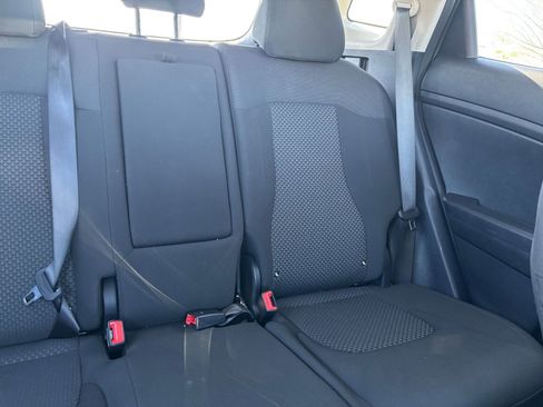 Used 2025 Kia Sportage LX image 36