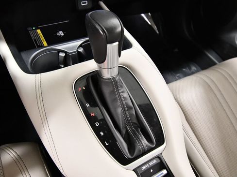 Certified 2024 Honda HR-V EX-L image 26
