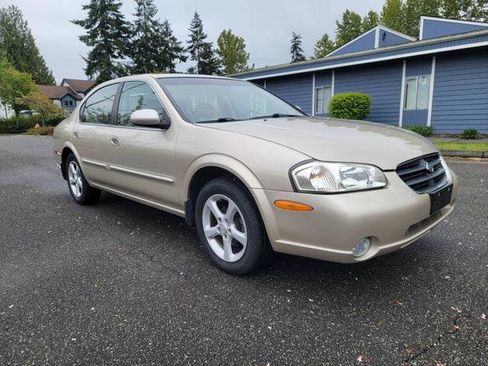 Used 2000 Nissan Maxima GXE image 3