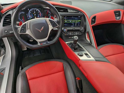 Used 2019 Chevrolet Corvette Z06 RWD image 16