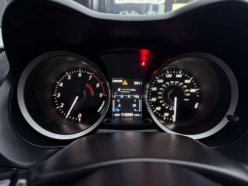 Used 2013 Mitsubishi Lancer Evolution GSR image 31