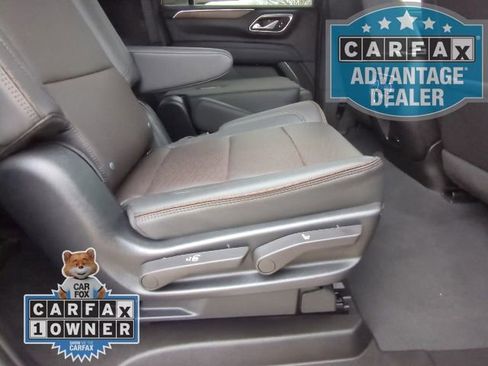 Used 2023 Chevrolet Suburban High Country image 25
