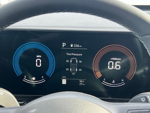 Used 2025 Hyundai Kona SEL image 28