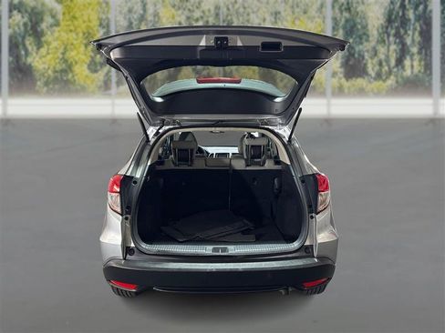 Used 2021 Honda HR-V LX image 12