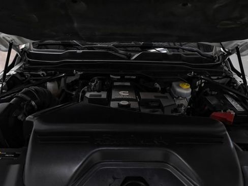 Used 2020 RAM 2500 Laramie AWD/4WD image 43