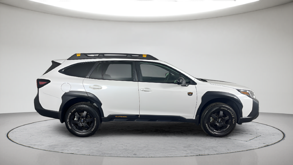 Used 2025 Subaru Outback Wilderness AWD/4WD image 6