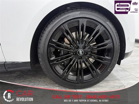 Used 2022 Land Rover Range Rover Long Wheelbase SE AWD/4WD image 10
