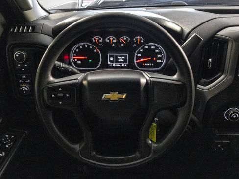Used 2020 Chevrolet Silverado 2500 Custom w/ Custom Value Package AWD/4WD image 29