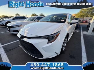 Used 2022 Toyota Corolla LE image 1