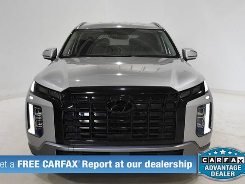 Used 2025 Hyundai Palisade SEL FWD image 2