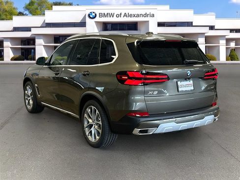 New 2026 BMW X5 xDrive40i w/ Climate Comfort Package AWD/4WD image 7