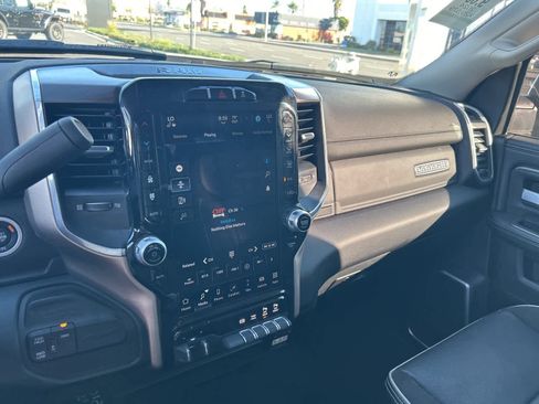 Used 2024 RAM 2500 Laramie image 40