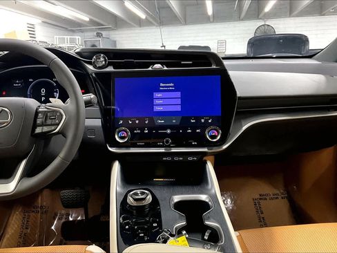 Used 2026 Lexus RZ 350e 2WD image 33