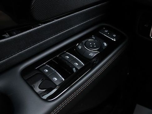 New 2026 Lincoln Aviator AWD image 36