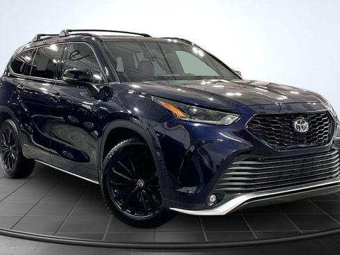 Used 2023 Toyota Highlander XSE AWD/4WD image 14