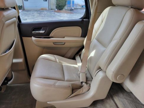 Used 2014 GMC Yukon Denali image 41