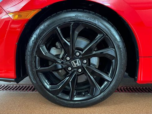 Used 2018 Honda Civic Si image 8