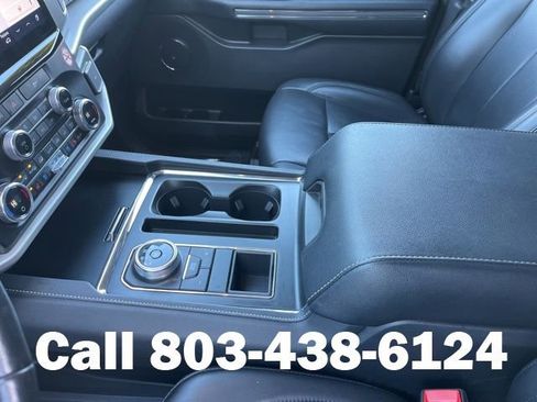 Used 2024 Ford Expedition Max XLT image 25