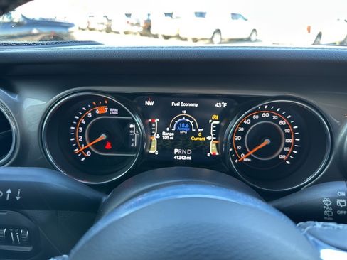 Used 2021 Jeep Wrangler Unlimited Sahara image 67