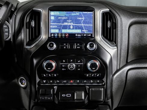 Used 2023 GMC Sierra 3500 Denali w/ Denali Black Diamond Edition AWD/4WD image 24