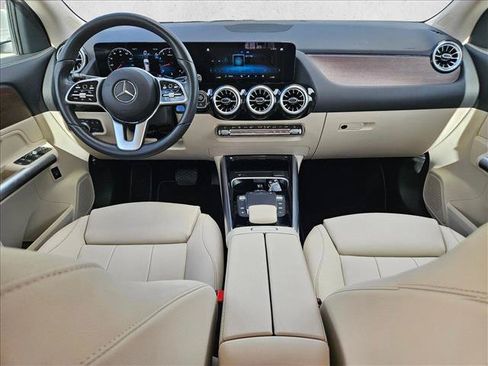 Certified 2023 Mercedes-Benz GLA 250 image 16