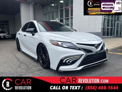 Used 2023 Toyota Camry XSE w/ Cold Weather Package AWD/4WD image 1