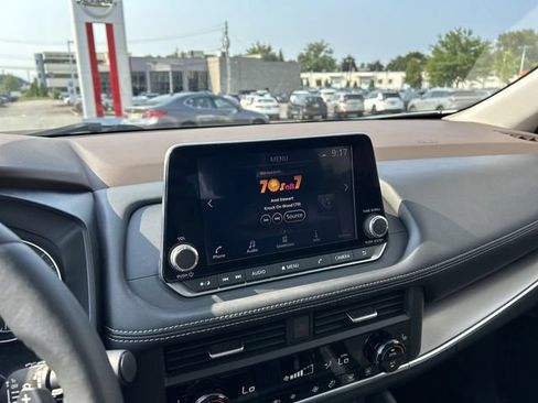 Certified 2023 Nissan Rogue SV w/ SV Premium B Package AWD/4WD image 20