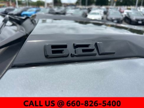 Used 2024 Chevrolet Silverado 1500 ZR2 w/ Technology Package AWD/4WD image 6