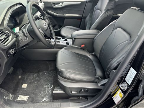 New 2025 Ford Escape SE w/ PHEV Premium Package image 21