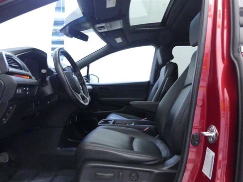Used 2023 Honda Odyssey Sport image 19
