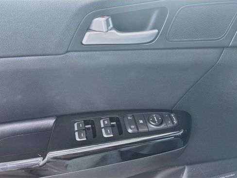 Used 2018 Kia Sportage EX w/ EX Technology Package AWD/4WD image 15