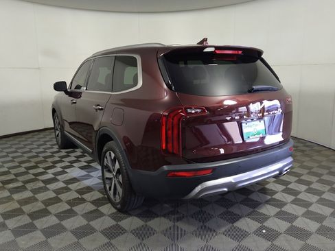 Used 2022 Kia Telluride S FWD image 5