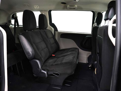 Used 2017 Dodge Grand Caravan SE w/ Power Window Group image 12