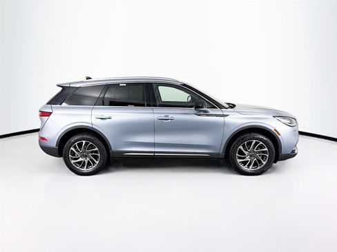 Used 2022 Lincoln Corsair AWD w/ Equipment Group 101A image 8