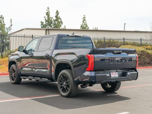 Used 2024 Toyota Tundra Limited AWD/4WD image 11