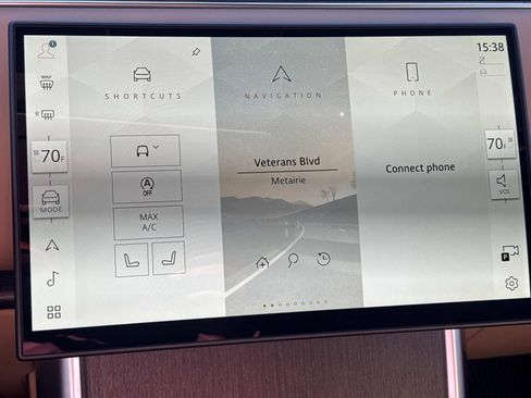 New 2026 Land Rover Range Rover SE image 11