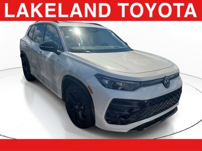 Used 2025 Volkswagen Tiguan SE R-Line
