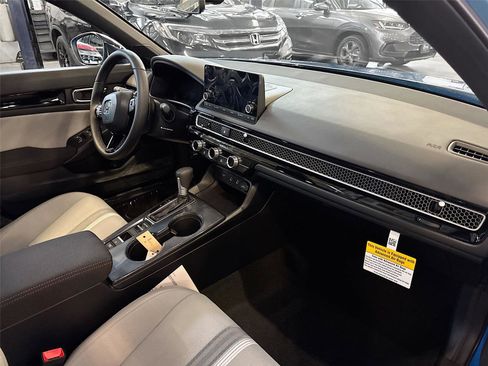 New 2026 Honda Civic Sport image 30