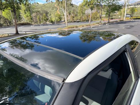 Used 2015 Scion tC image 9