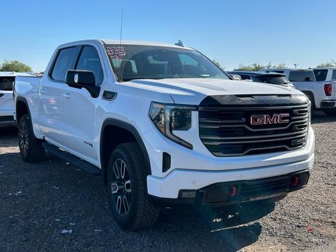 Used 2025 GMC Sierra 1500 AT4 w/ AT4 Premium Package image 2