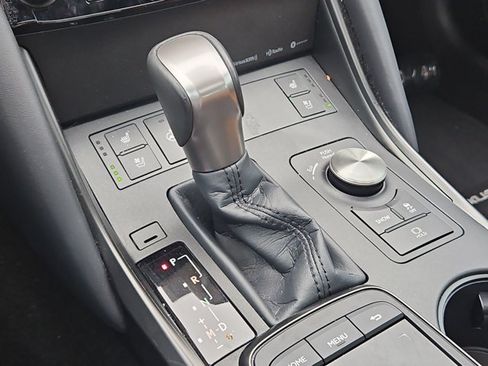 Used 2024 Lexus IS 300 w/ Comfort Package RWD image 10
