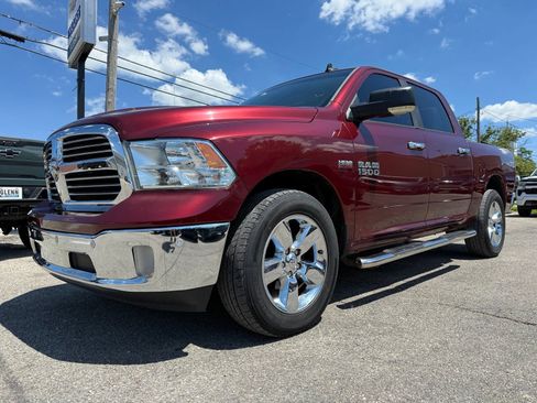 Used 2017 RAM 1500 Big Horn AWD/4WD image 2