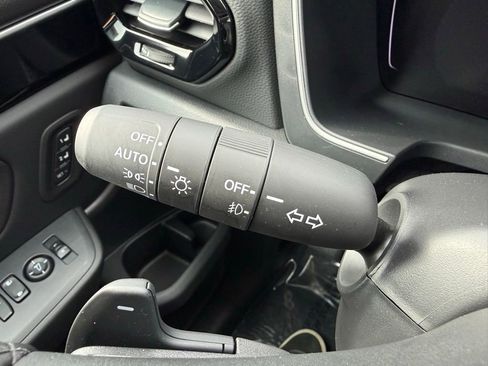 Used 2025 Honda Pilot EX-L image 23