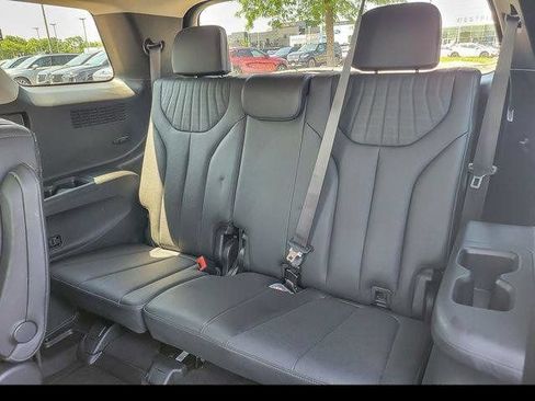 Used 2024 Hyundai Palisade Limited AWD/4WD image 19