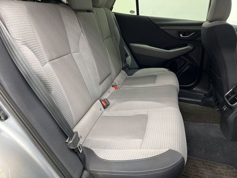 Used 2025 Subaru Outback Premium AWD/4WD image 21