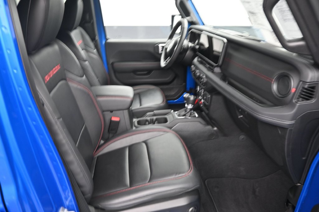Used 2025 Jeep Wrangler Unlimited Rubicon AWD/4WD image 11
