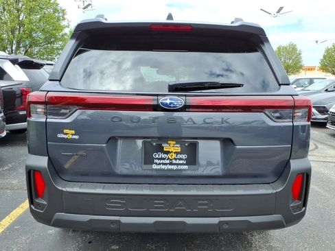 New 2026 Subaru Outback Limited AWD/4WD image 9