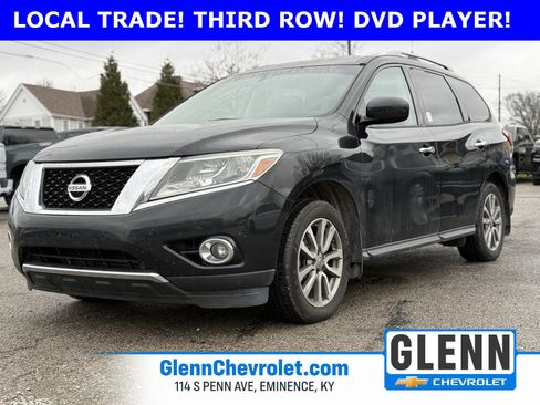 Used 2016 Nissan Pathfinder SV w/ Trailer Tow Package image 1