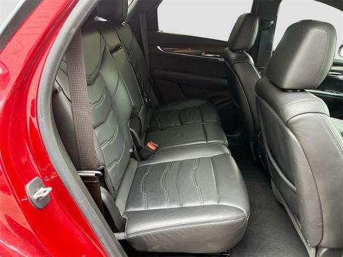 Used 2021 Cadillac XT5 Sportv w/ Platinum Package image 29