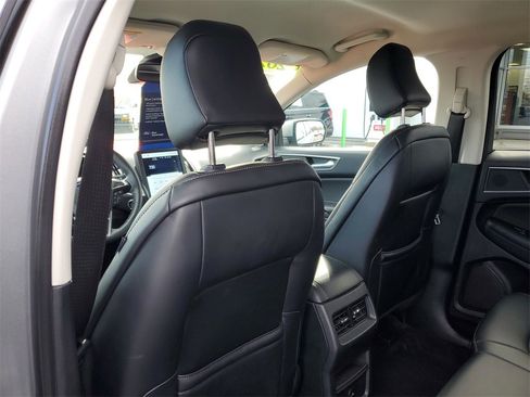 Certified 2024 Ford Edge SEL image 30